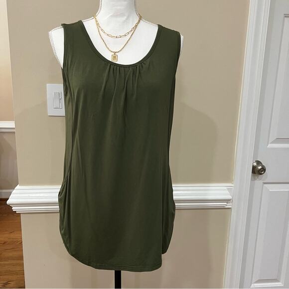 Small show size medium nursing/maternity tank top new with tags - Picture 3 of 9